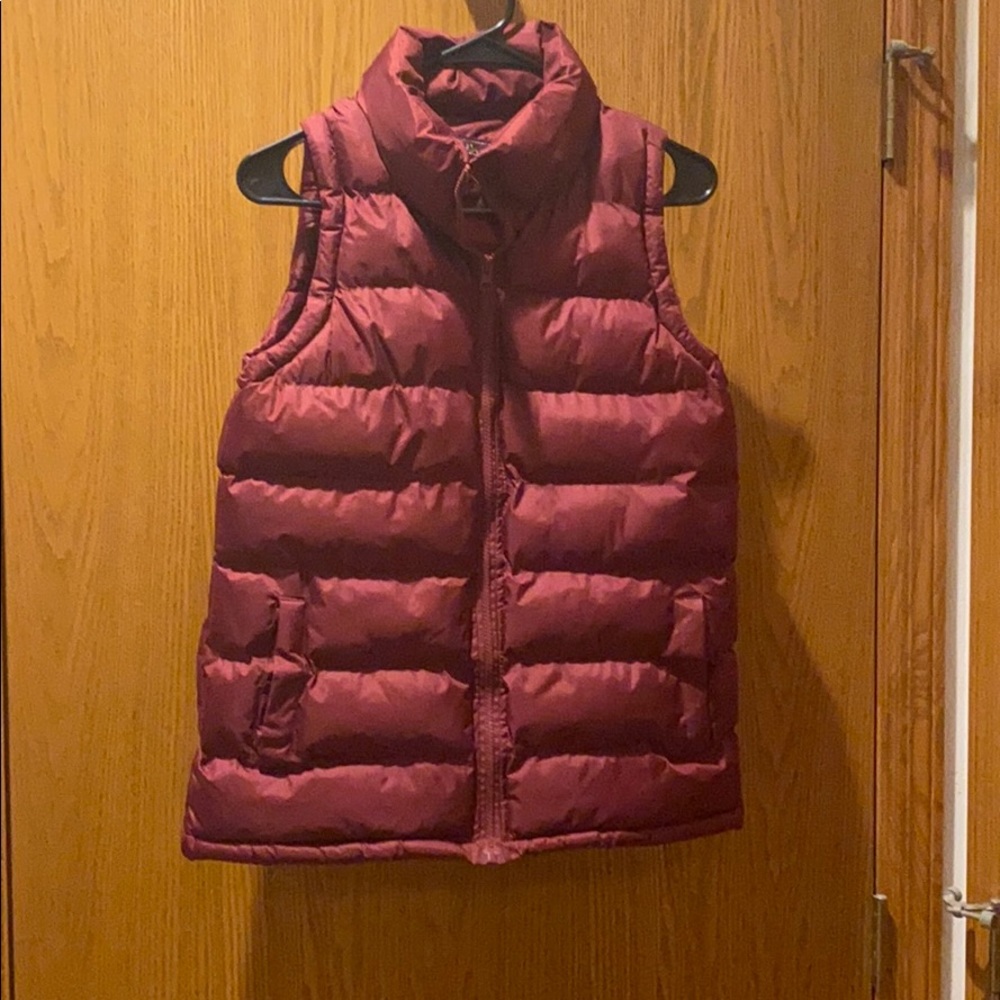 Women’s maroon vest